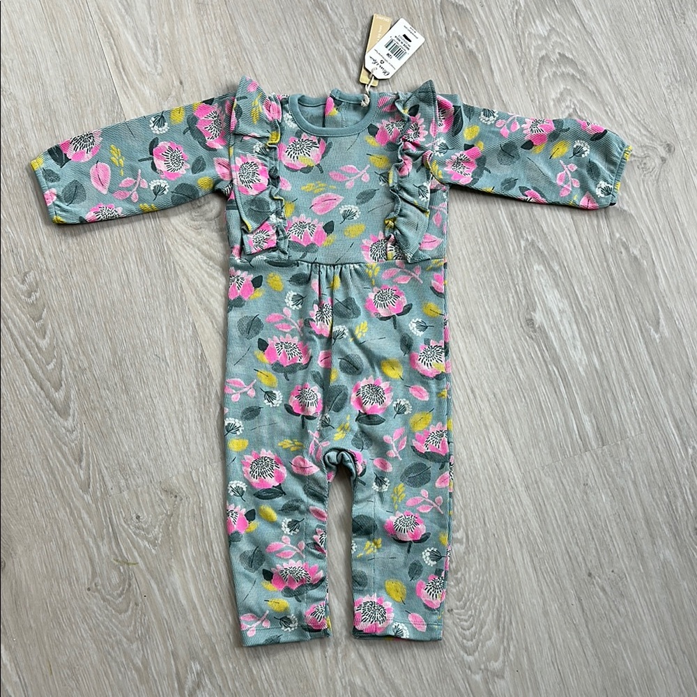 ✨NWT✨ Oliver & Rain Floral Jumpsuit, size 12 Months